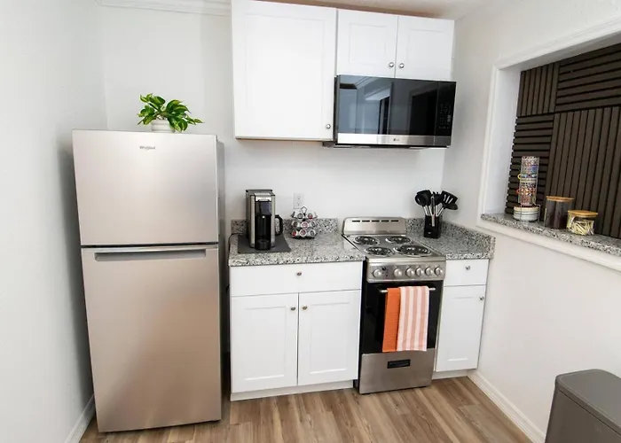 Coastal • Access • Sleeps 14 * Clearwater Beach